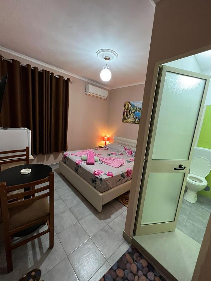Hotel Ziku Durrës Extérieur photo