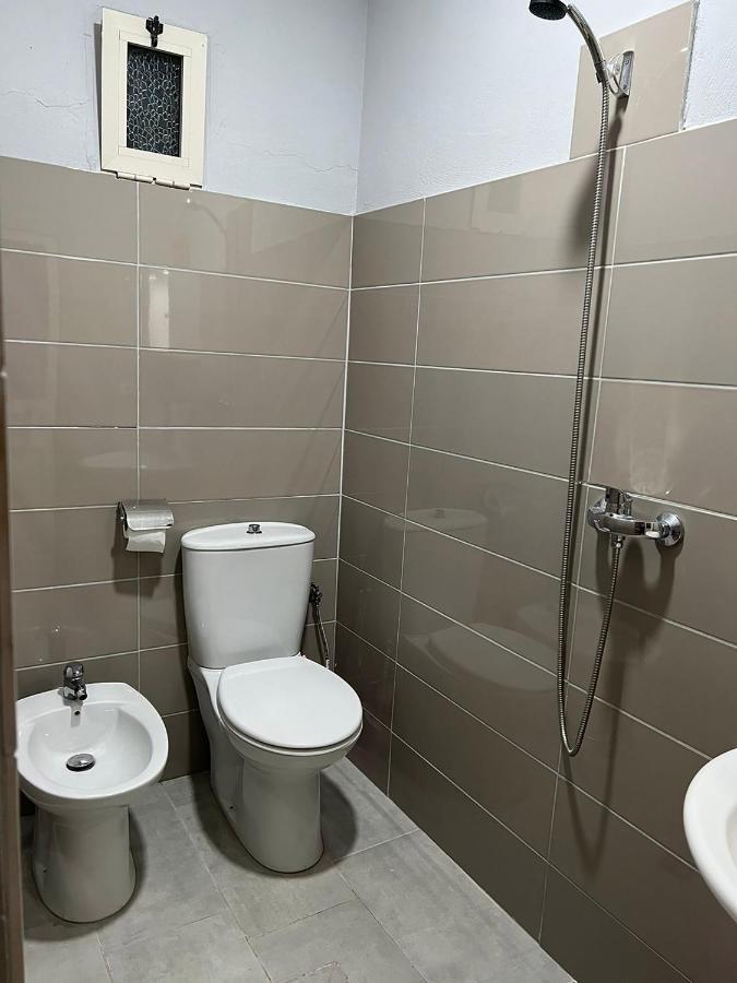 Hotel Ziku Durrës Extérieur photo