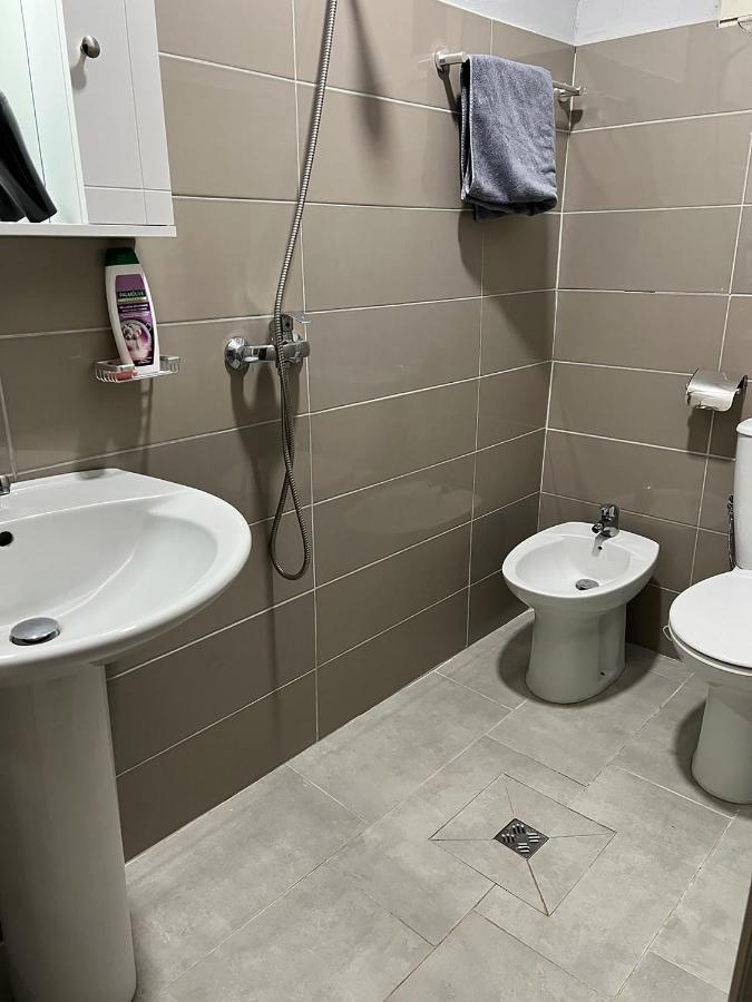 Hotel Ziku Durrës Extérieur photo