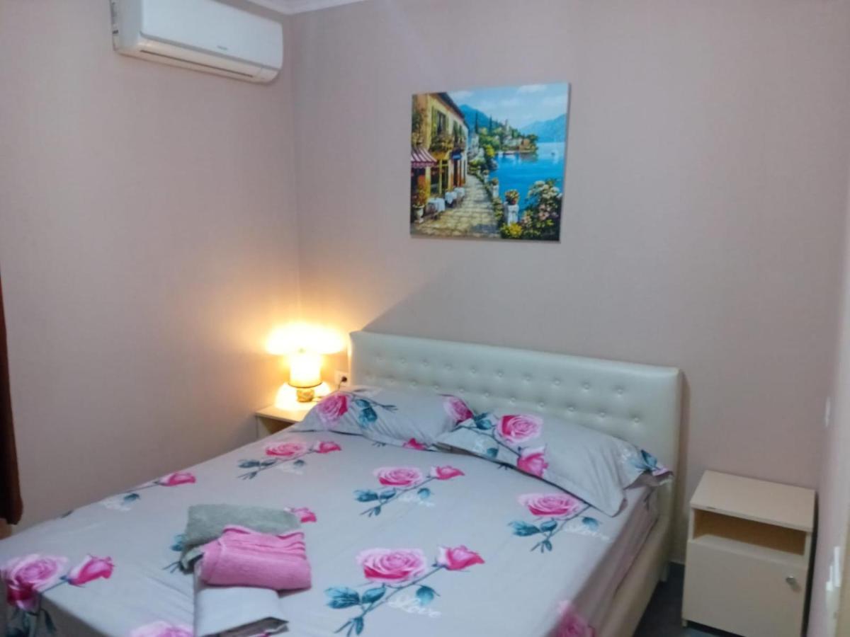 Hotel Ziku Durrës Extérieur photo